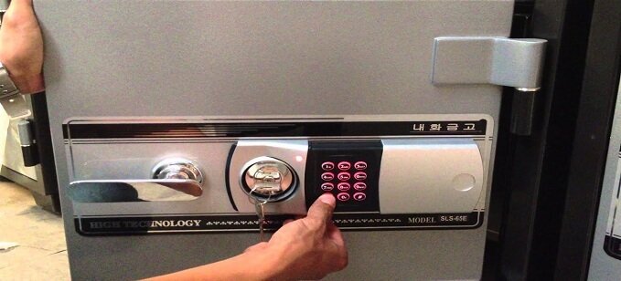 Ảnh minh họa cách mở két sắt bấm số TP.Hồ Chí Minh - Hình 5