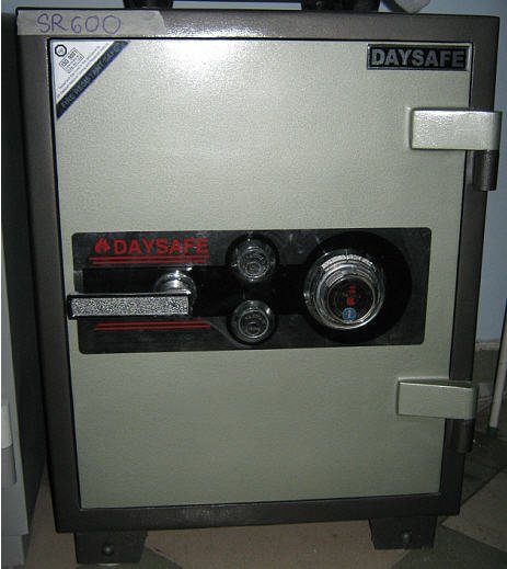 Ảnh minh họa cách mở két sắt daysafe TP.Hồ Chí Minh - Hình 4 Ảnh minh họa cách mở két sắt daysafe TP.Hồ Chí Minh - Hình 4