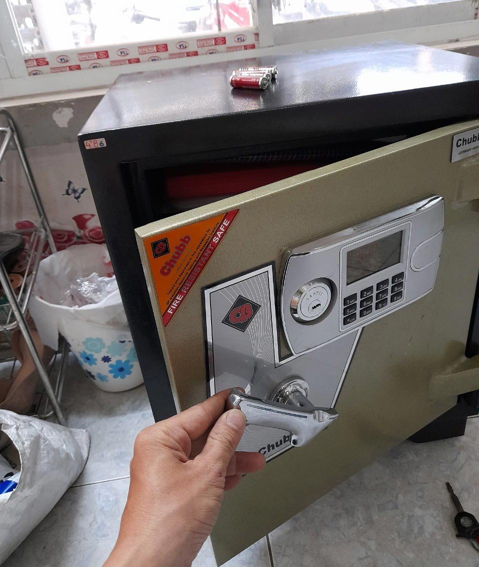Ảnh minh họa Cách mở khoá két sắt điện tử TP.Hồ Chí Minh - Hình 5 Ảnh minh họa Cách mở khoá két sắt điện tử TP.Hồ Chí Minh - Hình 5