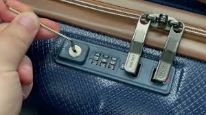 Ảnh minh họa cách mở khóa vali 3 số TP.Hồ Chí Minh - Hình 1 Ảnh minh họa cách mở khóa vali 3 số TP.Hồ Chí Minh - Hình 1
