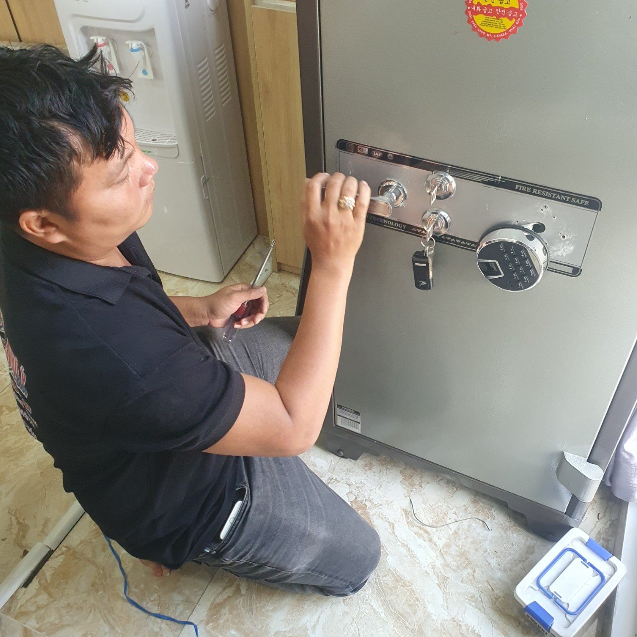 Ảnh minh họa Chìa khóa két sắt bị kẹt TP.Hồ Chí Minh - Hình 3