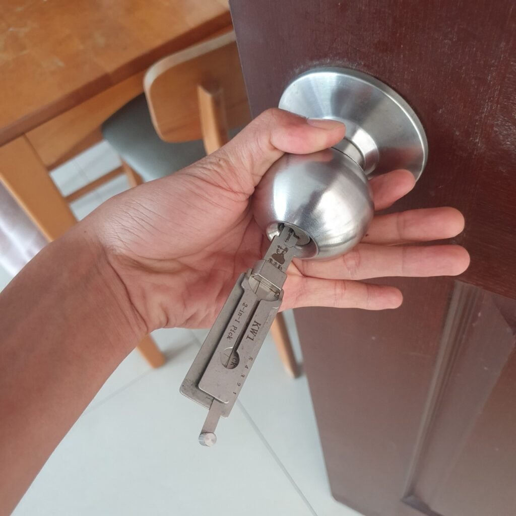 Ảnh minh họa thợ mở khóa cửa gần đây TP.Hồ Chí Minh - Hình 2