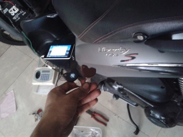 Ảnh minh họa làm chìa khóa xe vespa liberty 125 TP.Hồ Chí Minh - Hình 2