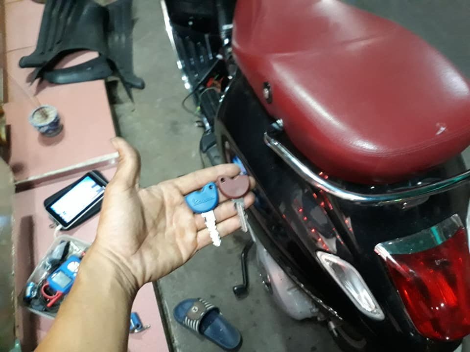 Ảnh minh họa làm chìa khóa xe vespa liberty 125 TP.Hồ Chí Minh - Hình 5