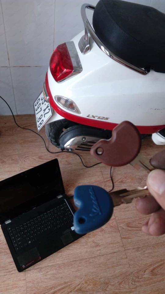 Ảnh minh họa Làm chìa khóa xe Vespa lx125 TP.Hồ Chí Minh - Hình 4