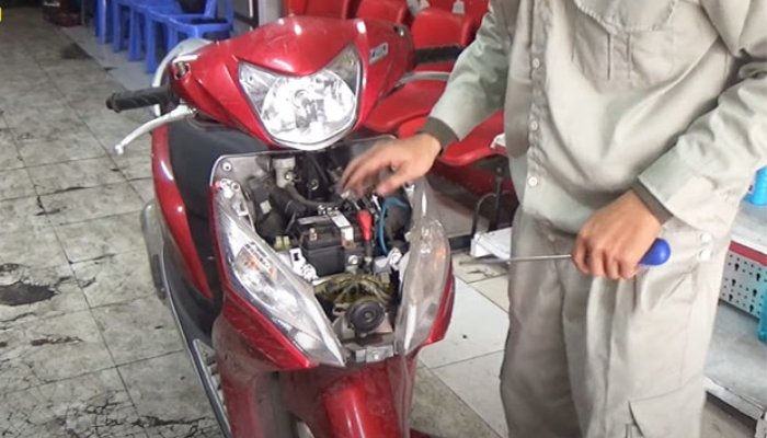 Ảnh minh họa Quên tắt chìa khóa xe tay ga - Hình 4 Ảnh minh họa Quên tắt chìa khóa xe tay ga - Hình 4