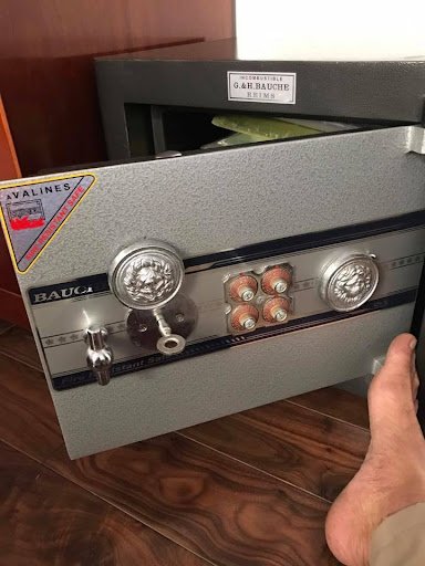 Ảnh minh họa cách mở két sắt 4 số khi quên mật khẩu TP.Hồ Chí Minh - Hình 5