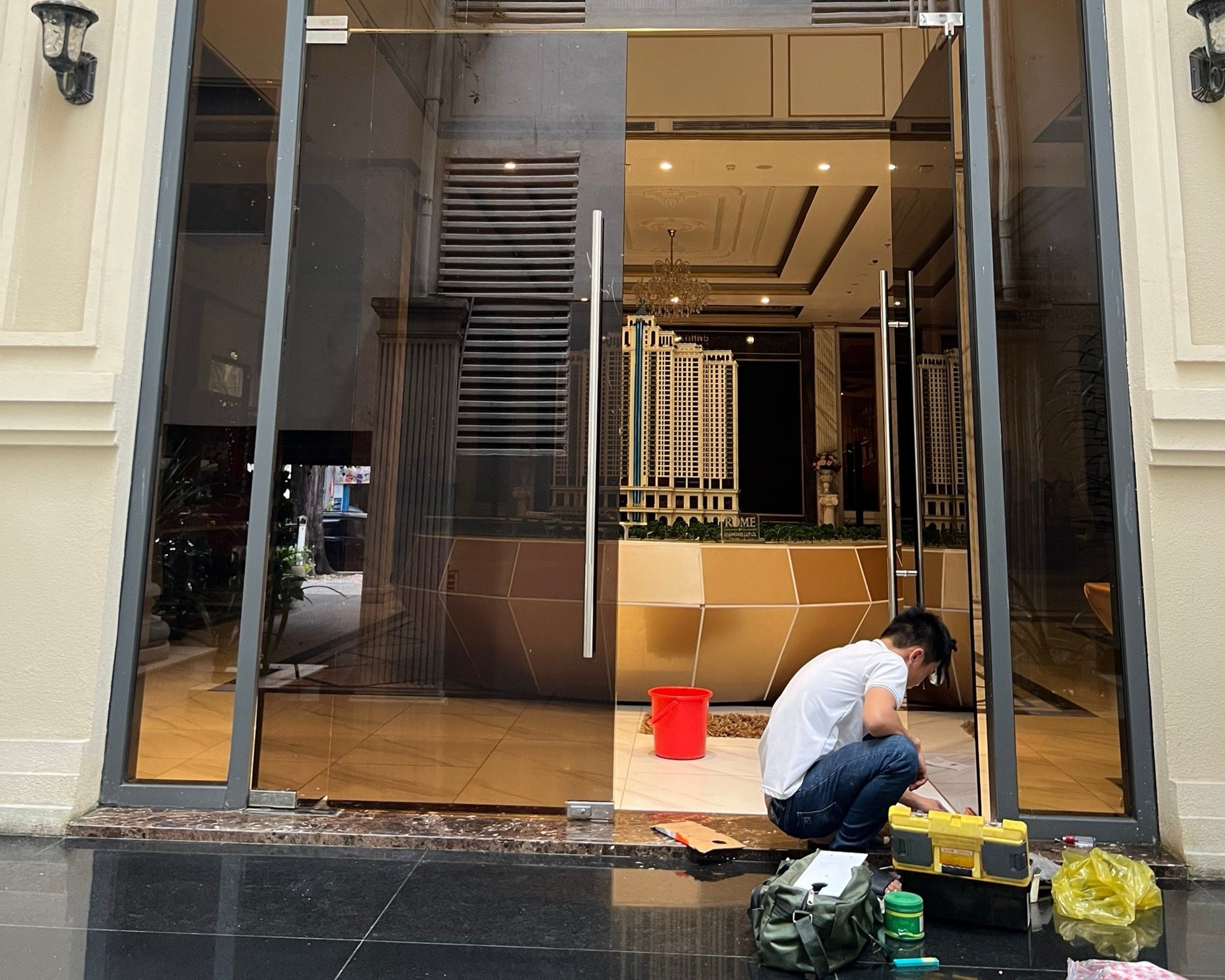 Ảnh minh họa Cửa kính bị kẹt TP.Hồ Chí Minh - Hình 1