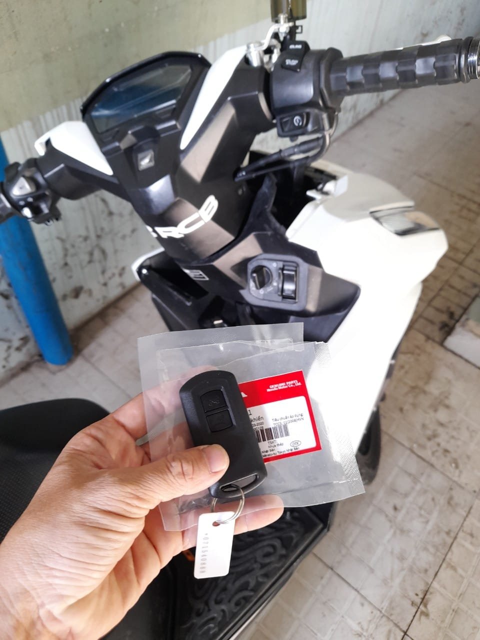 Ảnh minh họa làm chìa khóa xe smartkey bao nhiêu tiền TP.Hồ Chí Minh - Hình 1 Ảnh minh họa làm chìa khóa xe smartkey bao nhiêu tiền TP.Hồ Chí Minh - Hình 1
