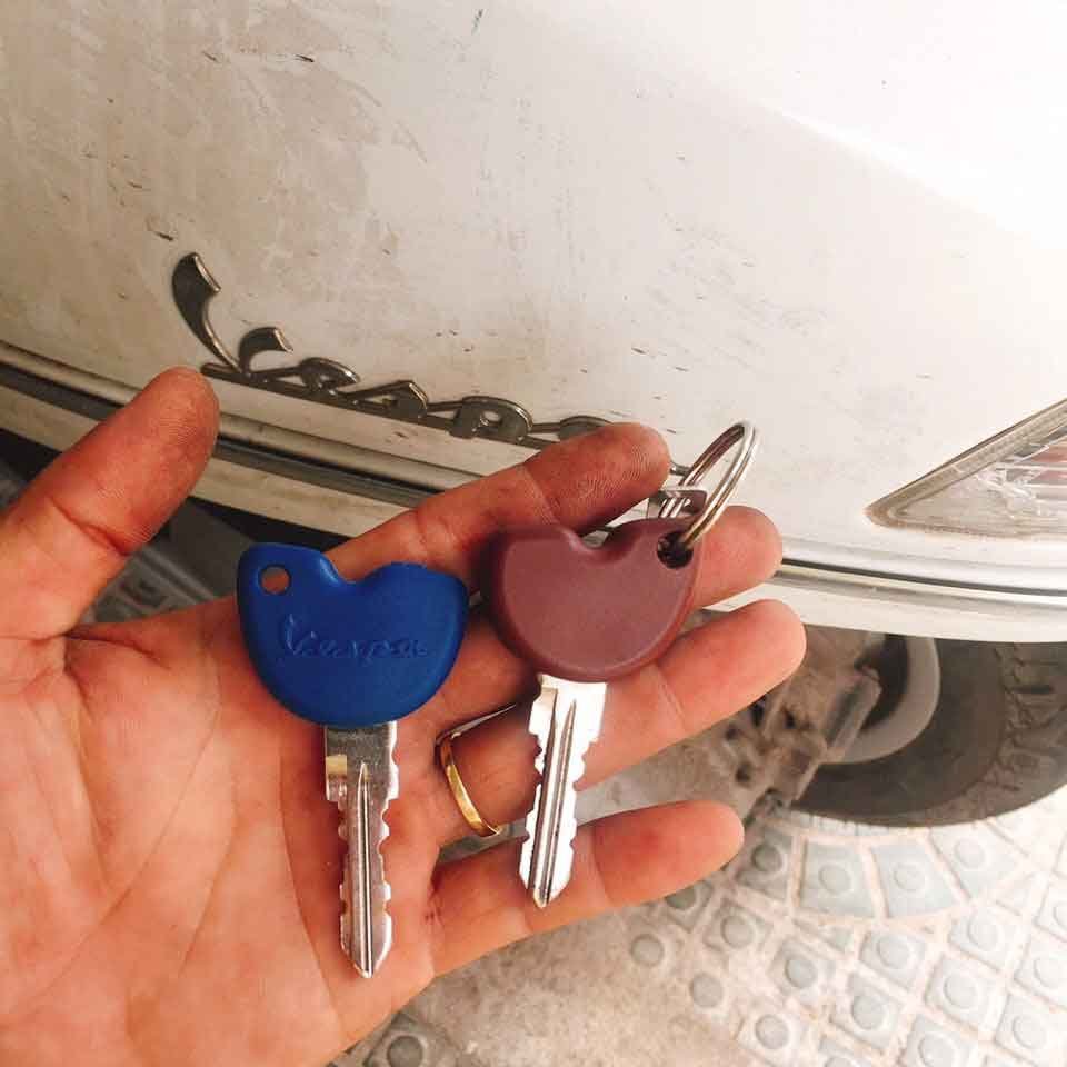 Ảnh minh họa bỏ quên chìa khóa trong cốp xe vespa TP.Hồ Chí Minh - Hình 3